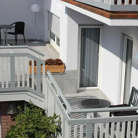 Gastehaus Anton Pensión *