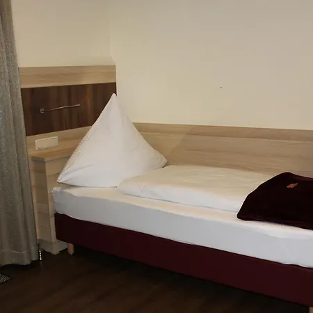 Pensión Gastehaus Anton Oberursel